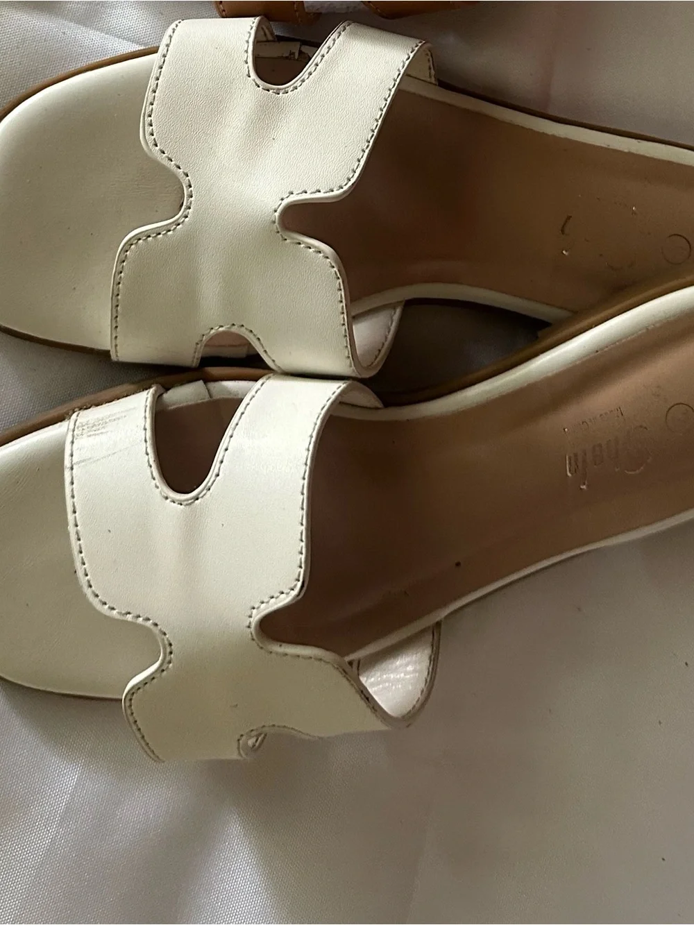SHEIN Tan and Cream Cutout Slide Sandals for Kids